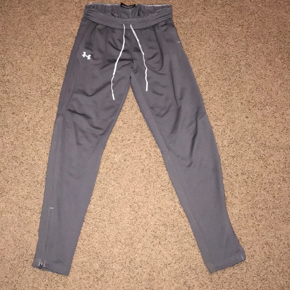 Grey Under Armour sweatpants